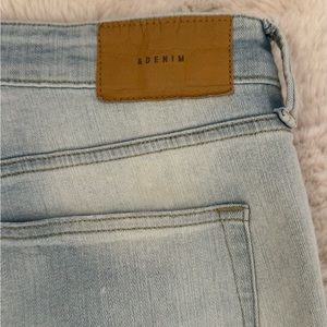 Light wash denim jeans